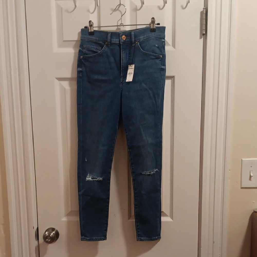 NWT Express High Rise Distressed Skinny Jeans